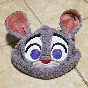 Cakeworthy x Disney Zootopia Judy Hopps Bunny Rabbit Sherpa Beanie